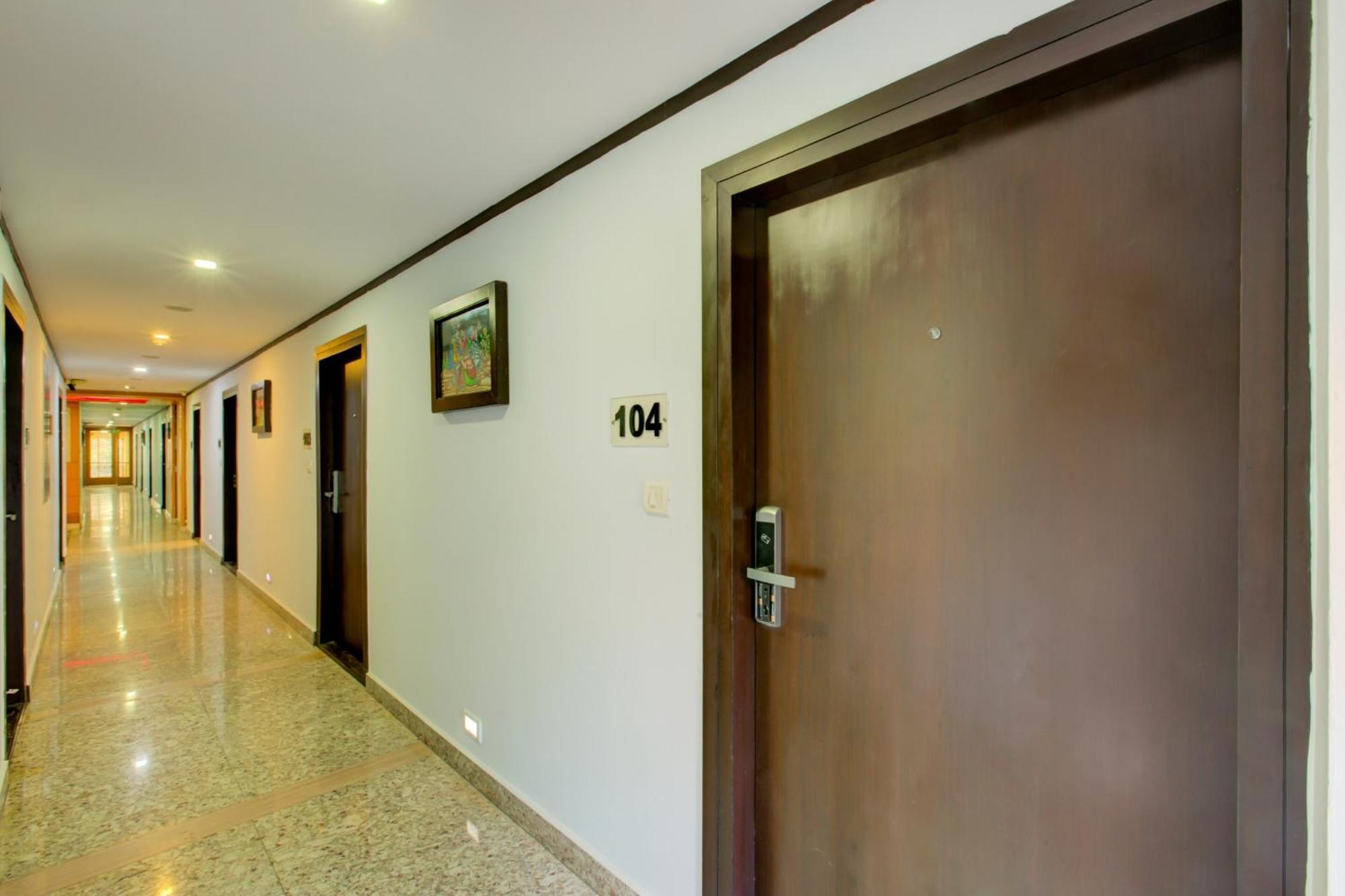 Super Townhouse Oak Jvh Hotel Bangalore Exterior foto