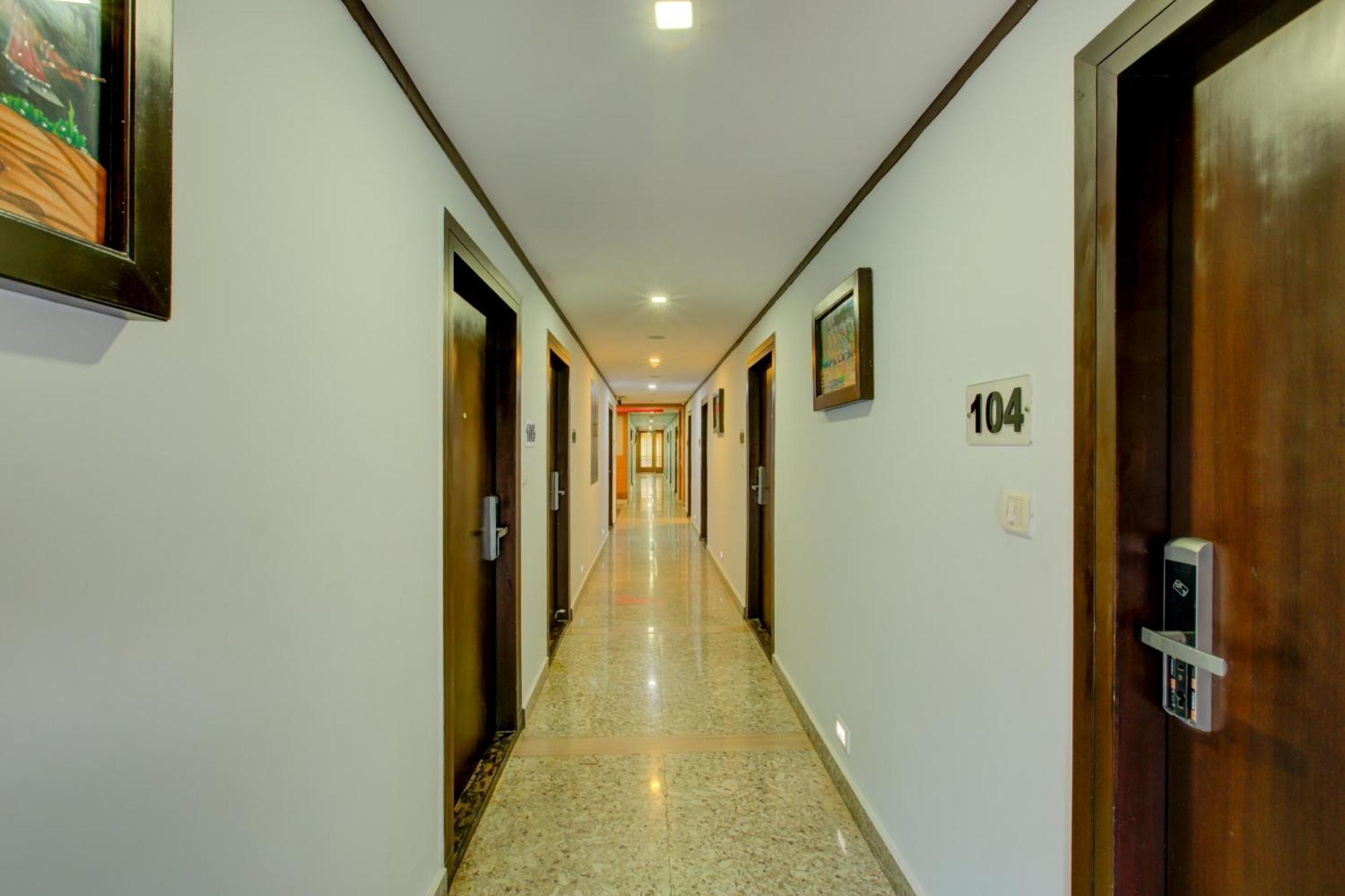 Super Townhouse Oak Jvh Hotel Bangalore Exterior foto