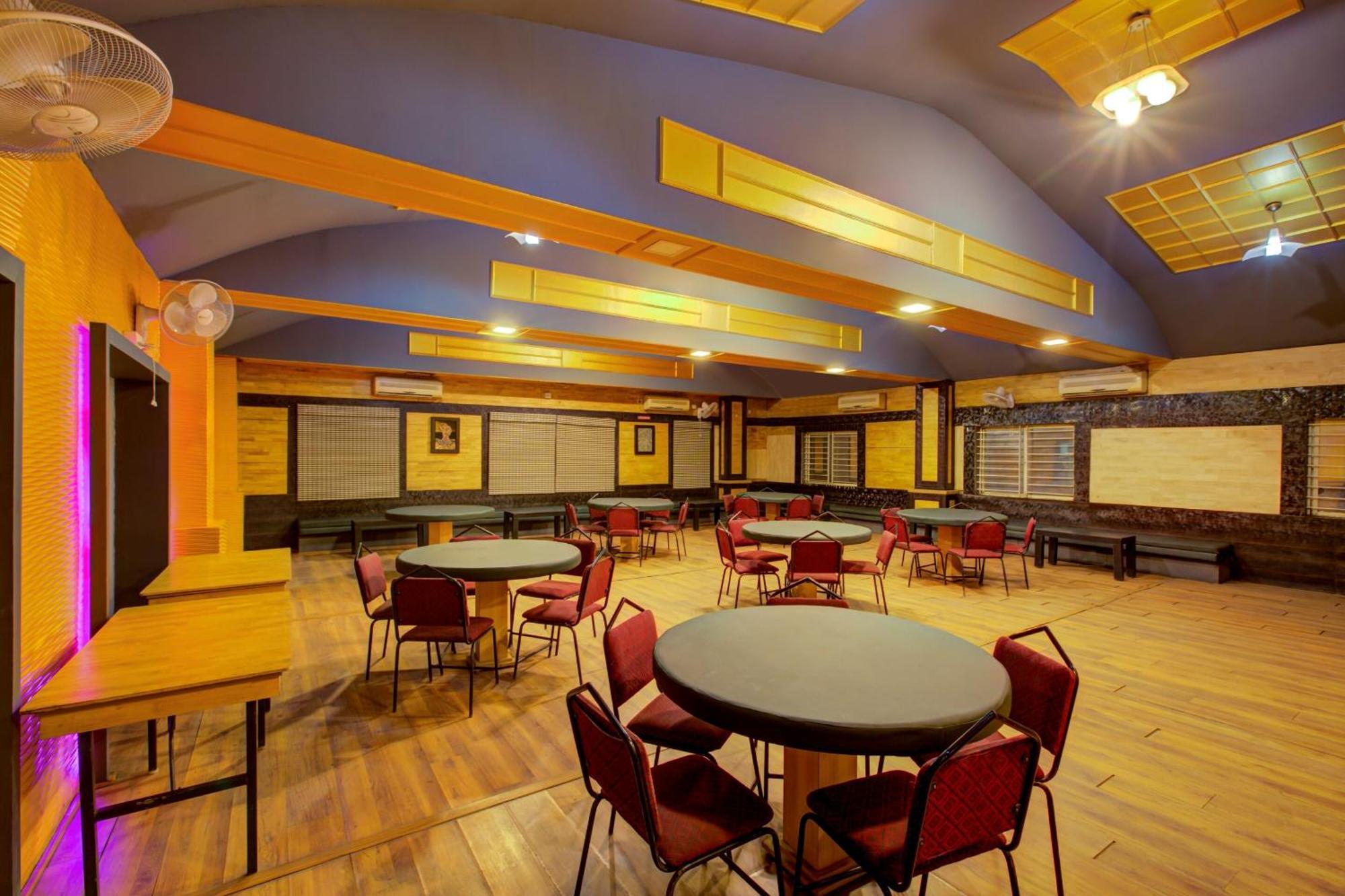 Super Townhouse Oak Jvh Hotel Bangalore Exterior foto
